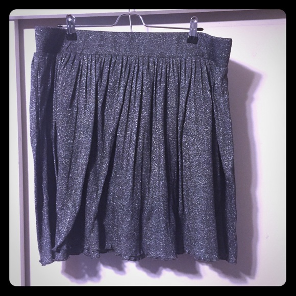 Faith 21 Silver Lurex Skirt - Picture 1 of 3